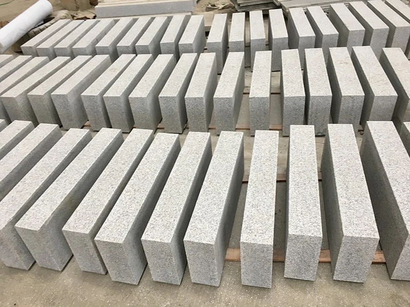 Rosa Beta Granite Kerbstone